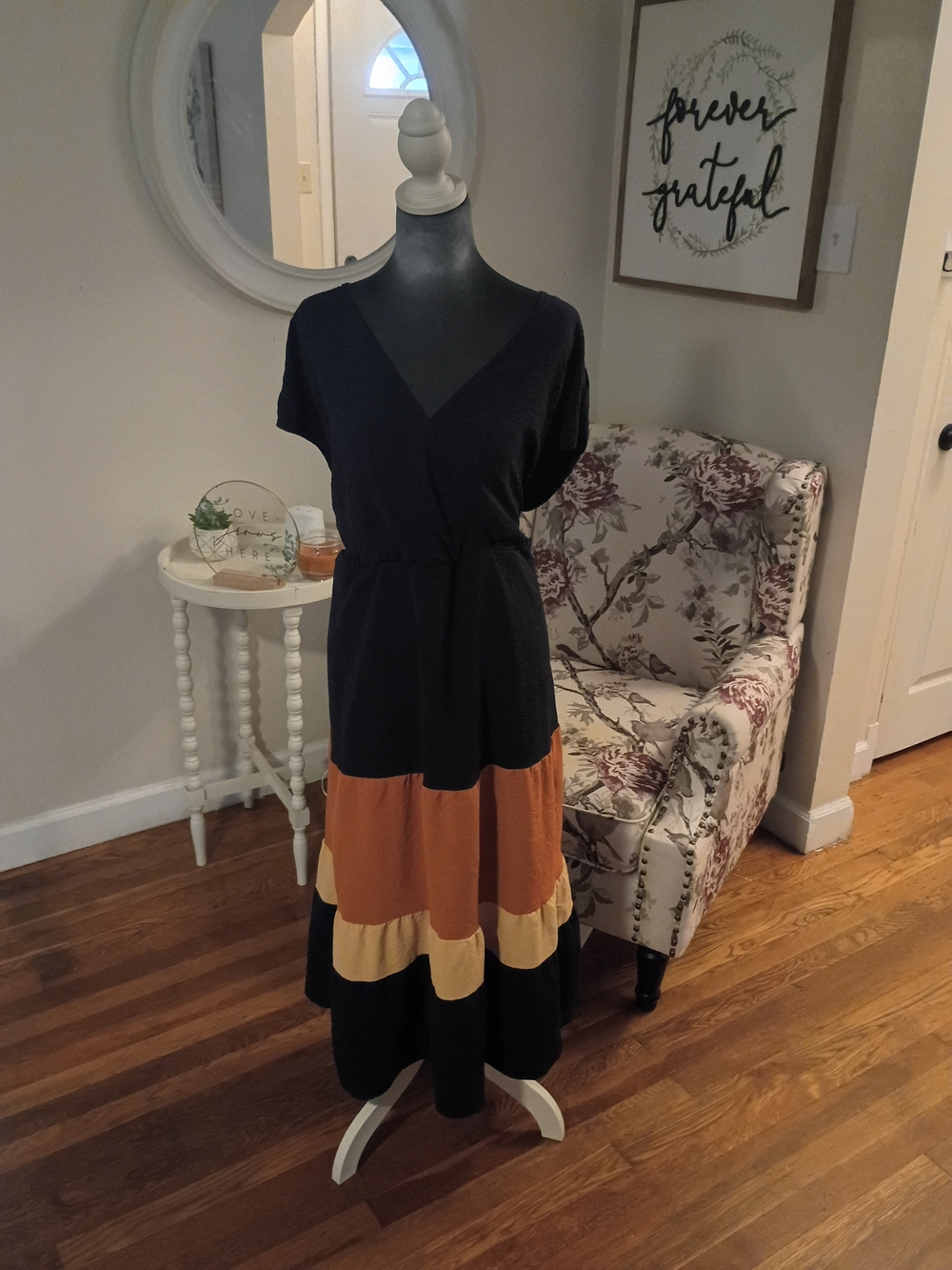 BloomChic Sz. 18-20 18 20 V-Neck Tiered Midi Dress in Navy Brown Plus Size